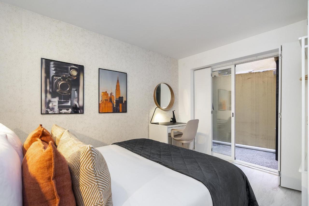 Whome Lisbon's Kept Secret: 2-bed W/ac & Patio Appartement